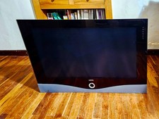 tv LCD Loewe spheros con