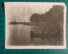 FOTO UOMINI ELEGANTI SU BARCA A REMI LAGO 1920 - 30 C. ( F 37 )