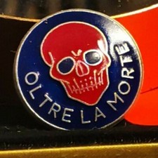 VECCHIA PIN SPILLA DISTINTIVO BROSCHE BROOCH MEDAGLIA CALCIO GENOA GENOVA OLTRE 