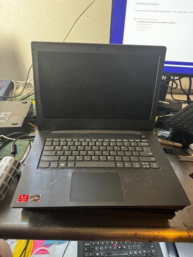 Lenovo v330 14arr amd ryzen - v330-14arr, 3