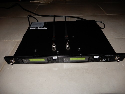 Shure uhf u4d wireless - shure, u4d-j4