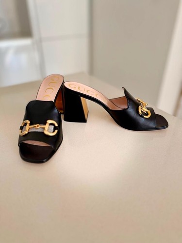 Gucci sandalo charlotte nero - gucci,