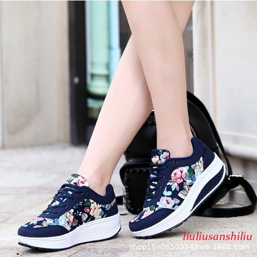Scarpe donna nere floreali - da,