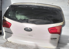 737003W010 Portello post.  KIA