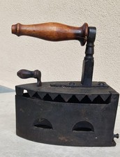 Antico Ferro da Stiro