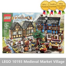 LEGO Castle 10193: Villaggio