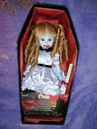 Living dead dolls - living, orchid
