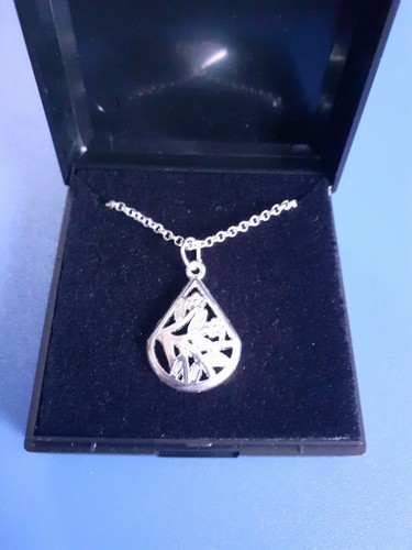 Collana ciondolo goccia - a,