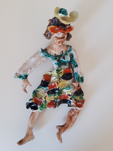 Figura - (g.,