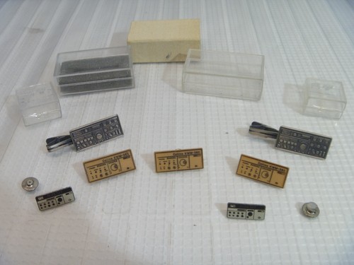 Ham radio badge collins - radio,