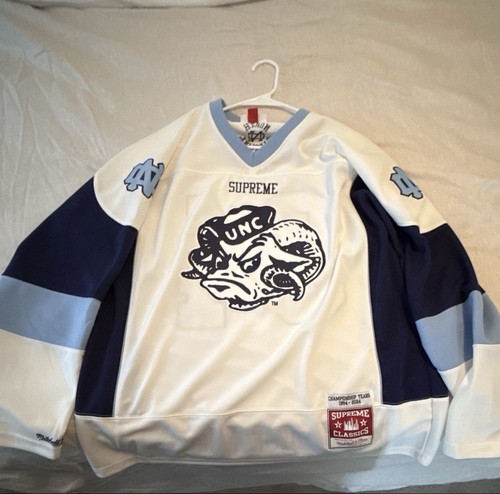 Supreme mitchell ness - supreme,