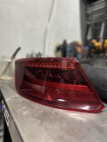 Faro posteriore audi 8v - audi, a3