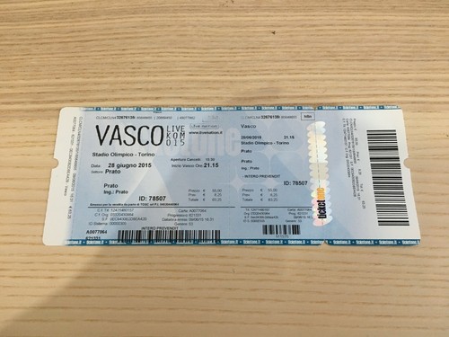 Vasco rossi live kom 015 - vasco,