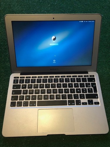 Macbook air pouces - (11,