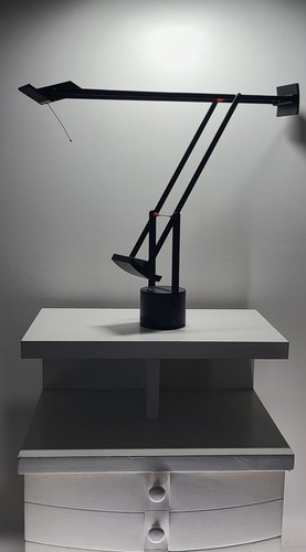 Artemide tizio desk lamp - desk,