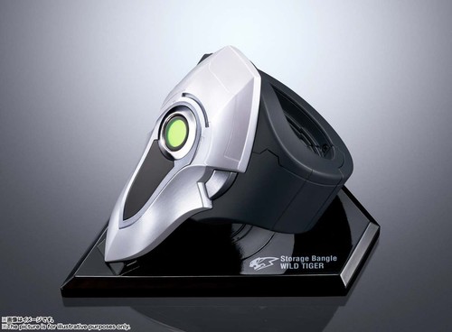 Action figure replica b2 - figure,