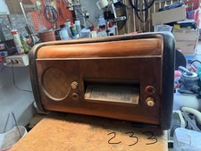 Radio d’epoca a valvole in