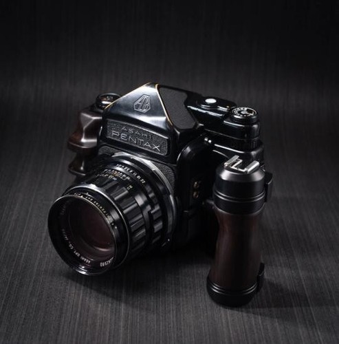Nuova impugnatura fotocamera