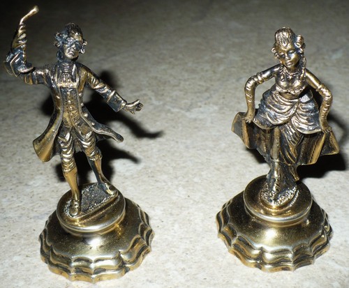 Coppia statuette anni - di,