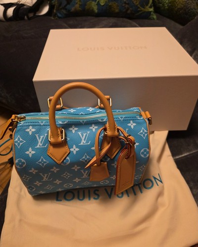 Louis vuitton m11561 - louis,
