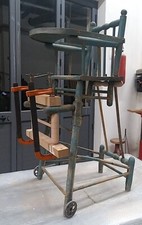 Seggiolone in legno -  anni '30 -  convertibile in passeggino 