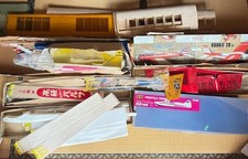 Ricambi aerei radiocomandati (R/C), grande lotto, vintage, oggetti, così...