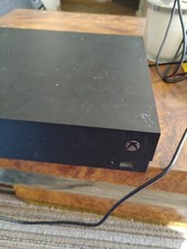 Microsoft Xbox One X 1TB