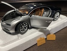 AUTOart 1:18 Bugatti Chiron in argento argentato / blu atlantico