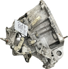 Cambio manuale per modello RENAULT MEGANE 1.9 DCI diesel 6 marce ricambio usato