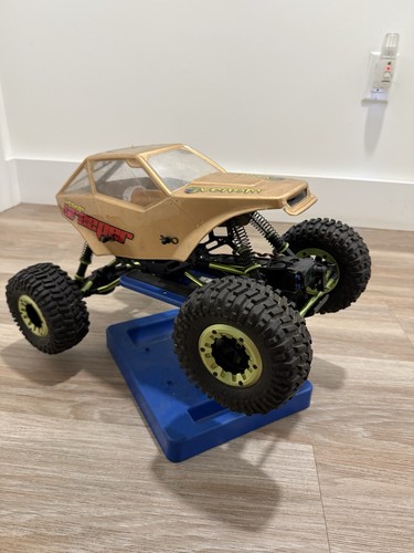 Raro venom creeper 10 4x4 - 1/10,