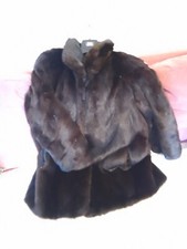 pelliccia di visone marrone