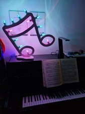 Nota musicale da tavolo.Luminaria salentina d'arredo, fatta a mano. L58 x H51 cm