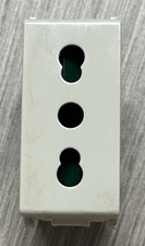 Presa da incasso originale Vimar Plana 14023 usata pochissimo