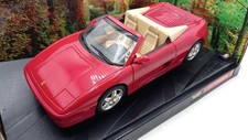 HW25733U Hot Wheels Ferrari F355 Spider 1/18, lieve fioritura della vernice