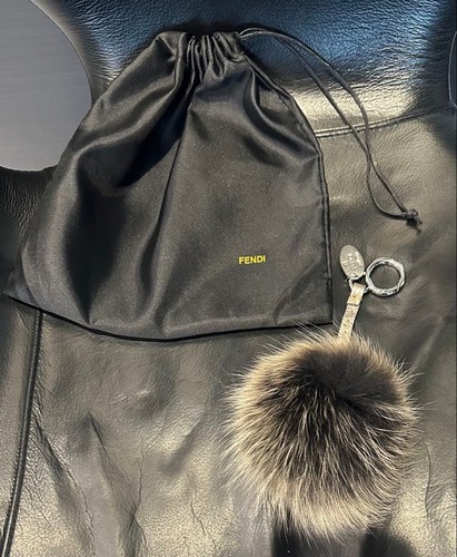 Fendi pom bag charm - pom,