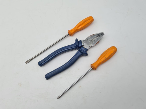 Adaptable screwdriver pliers - adaptable,