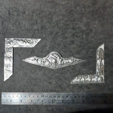 Decori sbalzati su lamierino