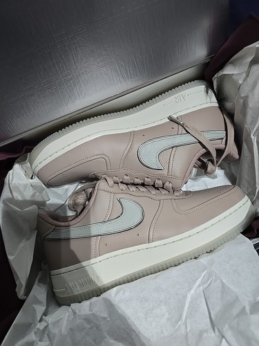 Nike maneire air - a,