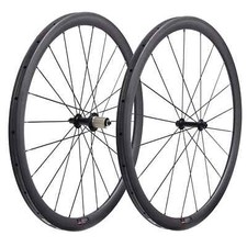 Set ruote in carbonio 700C