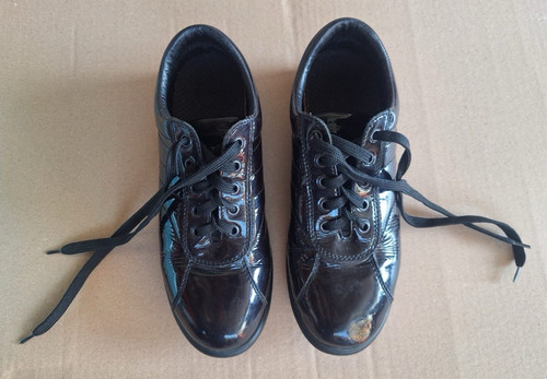 Scarpe eleganti nero lucido