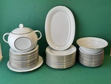 SERVIZIO PIATTI DA TAVOLA PORCELLANA BIANCA MITTERTEICH BAVARIA 41 PEZZI. BG70