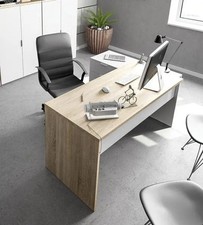 Scrivania ufficio con