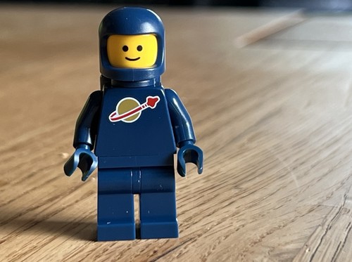 Lego classic space - lego, man