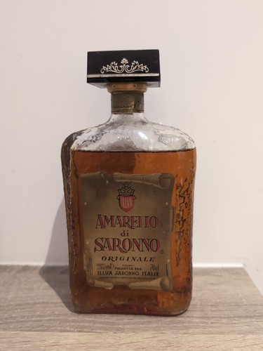 Bouteille scellée ancienne - ,
