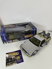 Diamond Select Delorean 1/15°