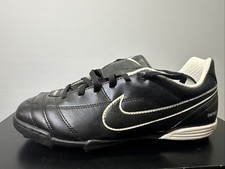 Nike Tiempo numero 33 scarpa