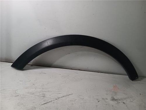 Cornice parafango anteriore