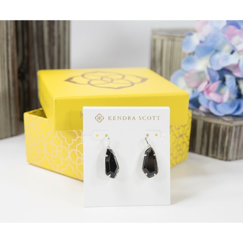 Orecchini goccia kendra - a,