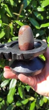 Shiva Lingam, Shiva Lingam con
