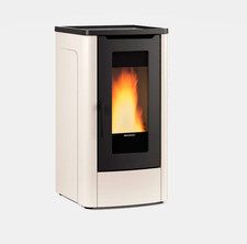 STUFA A PELLET CANALIZZATA LA